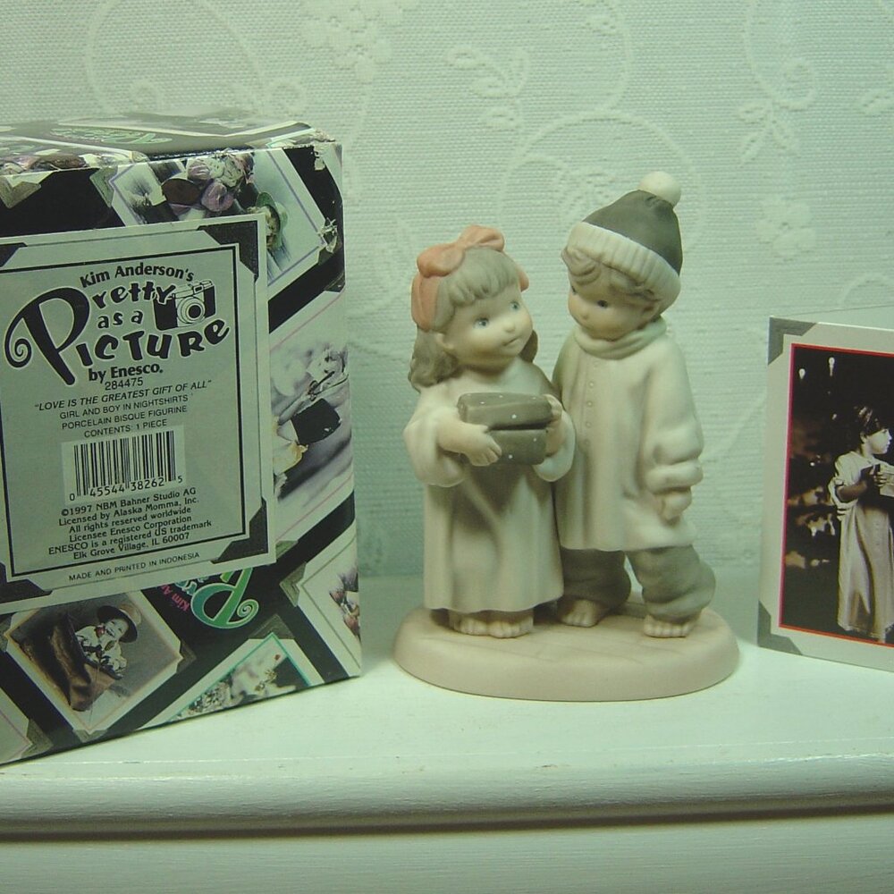 Kim Anderson Pretty as a Picture figurine-"Love is the Greatest Gift of All"